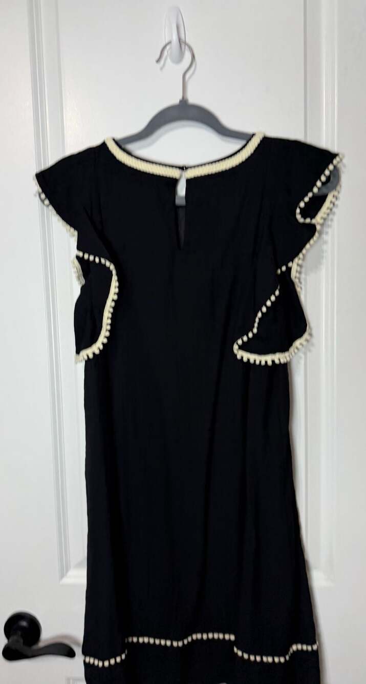 THML Floral Embroidered Ruffle Sleeve Shift - Picture 4 of 9